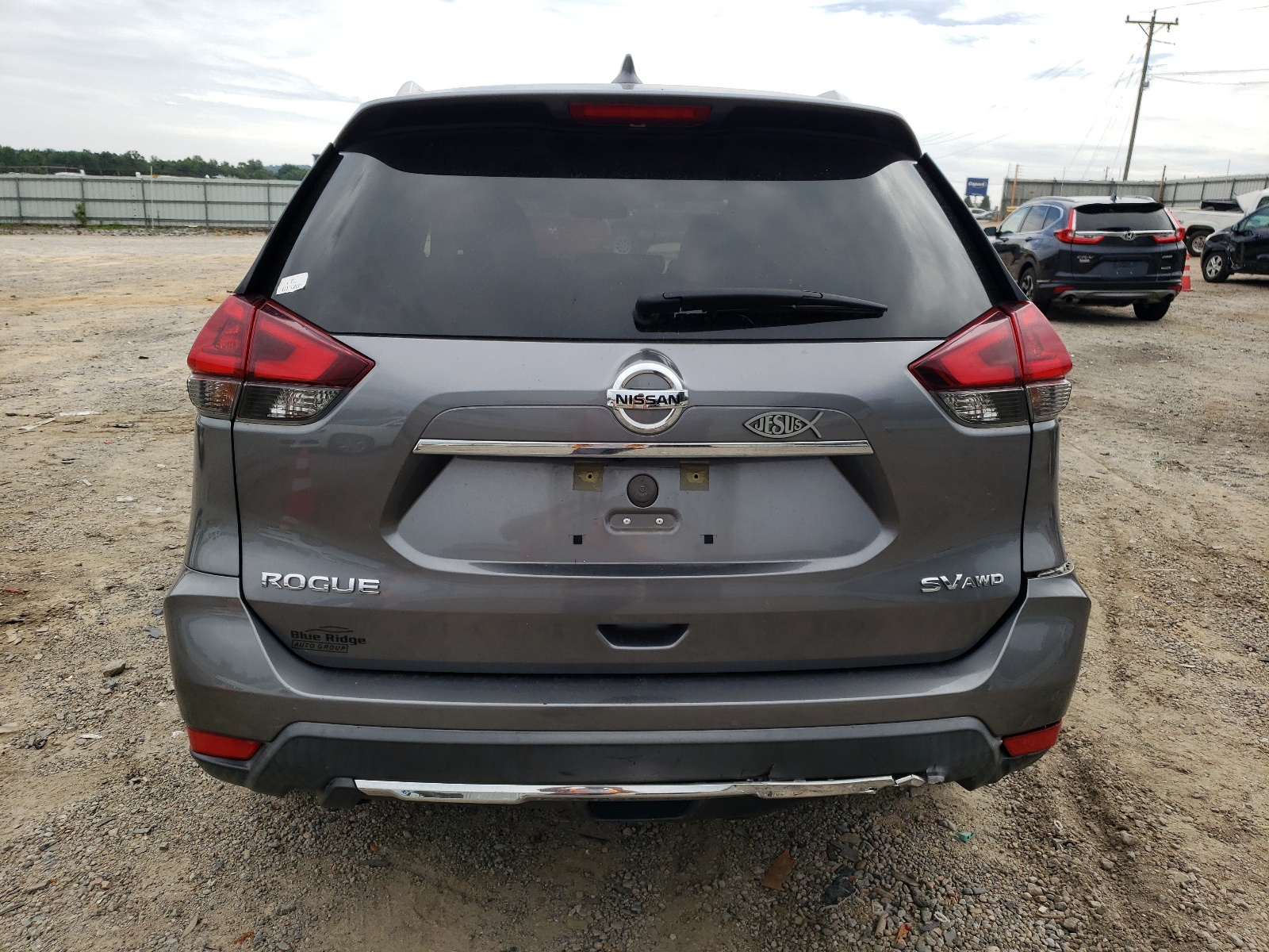 KNMAT2MV8JP531372 2018 Nissan Rogue S