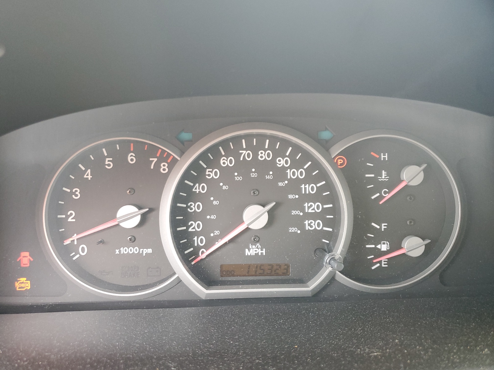 KNDUP131056669395 2005 Kia Sedona Ex