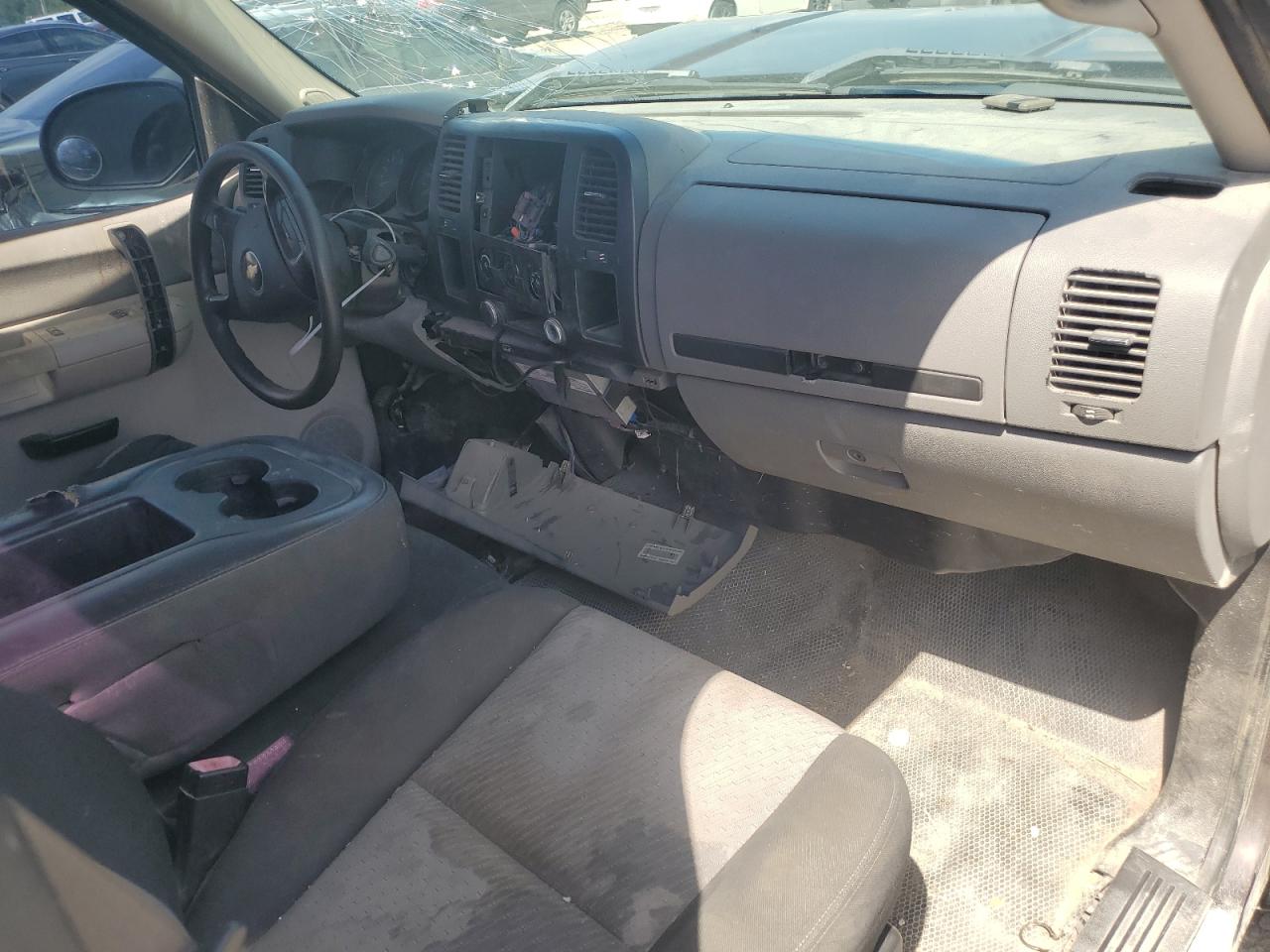 2008 Chevrolet Silverado C1500 VIN: 1GCEC14X88Z118945 Lot: 61488574