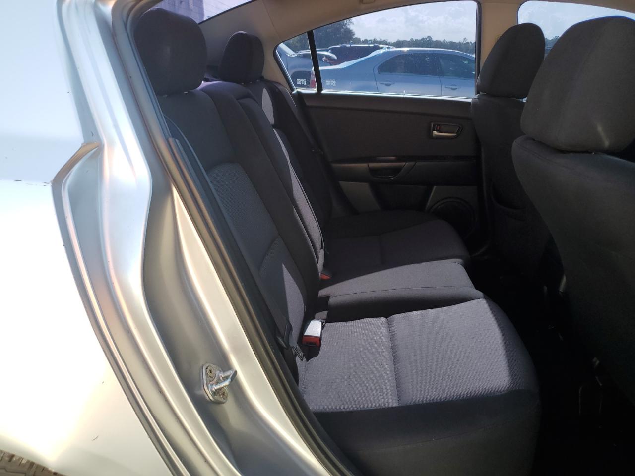 2007 Mazda 3 I VIN: JM1BK12FX71614181 Lot: 64436274