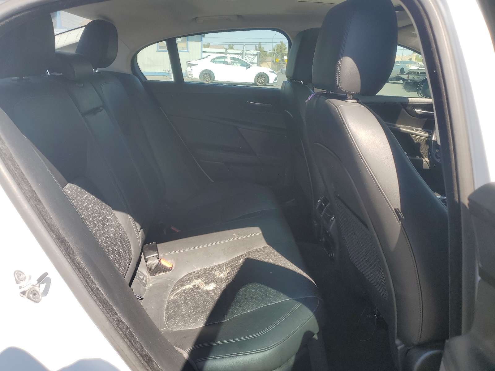 SAJAN4BV5HA947810 2017 Jaguar Xe First Edition