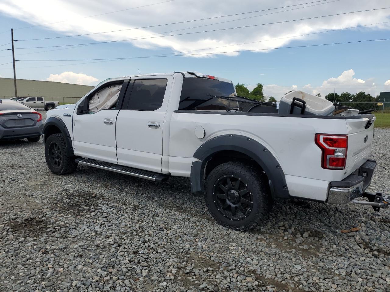 1FTFW1E50JKD39205 2018 FORD F-150 - Image 2