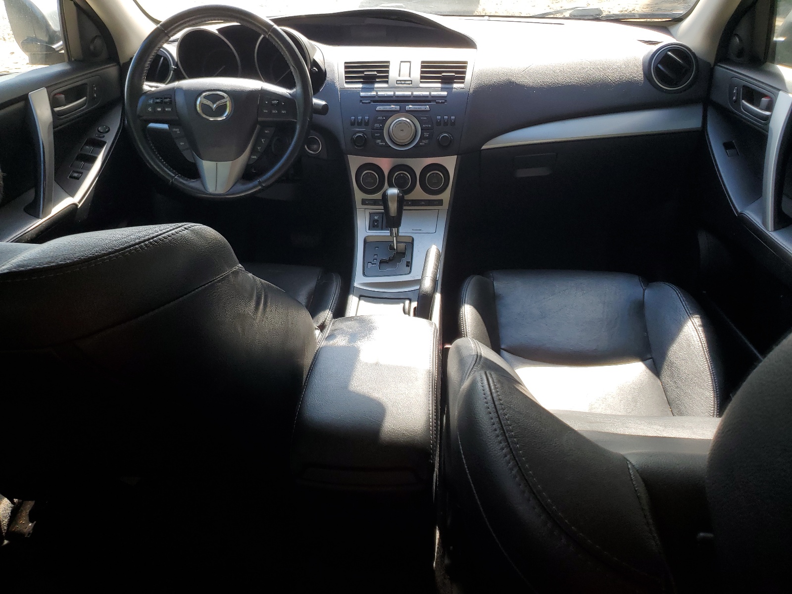 JM1BL1W59B1399481 2011 Mazda 3 S