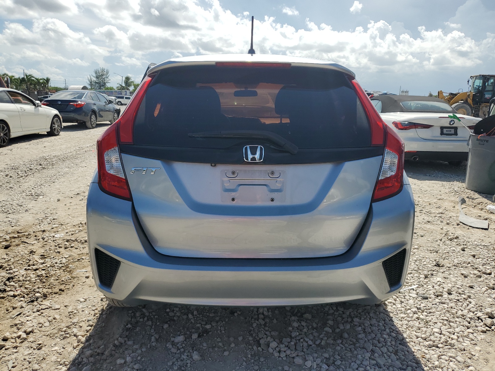 JHMGK5H53HS002393 2017 Honda Fit Lx