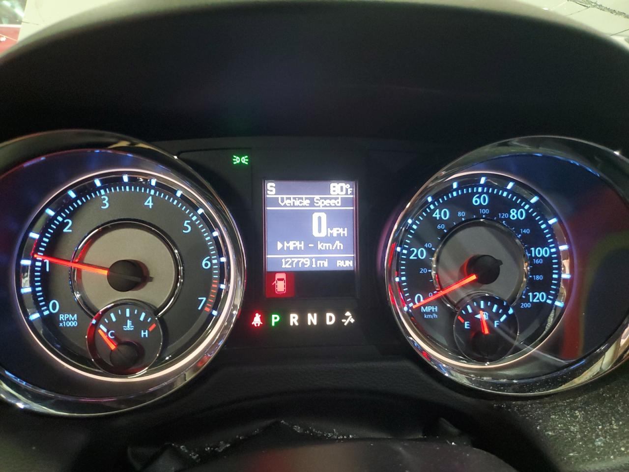 2016 Chrysler Town & Country Touring L VIN: 2C4RC1CG3GR138337 Lot: 64064094