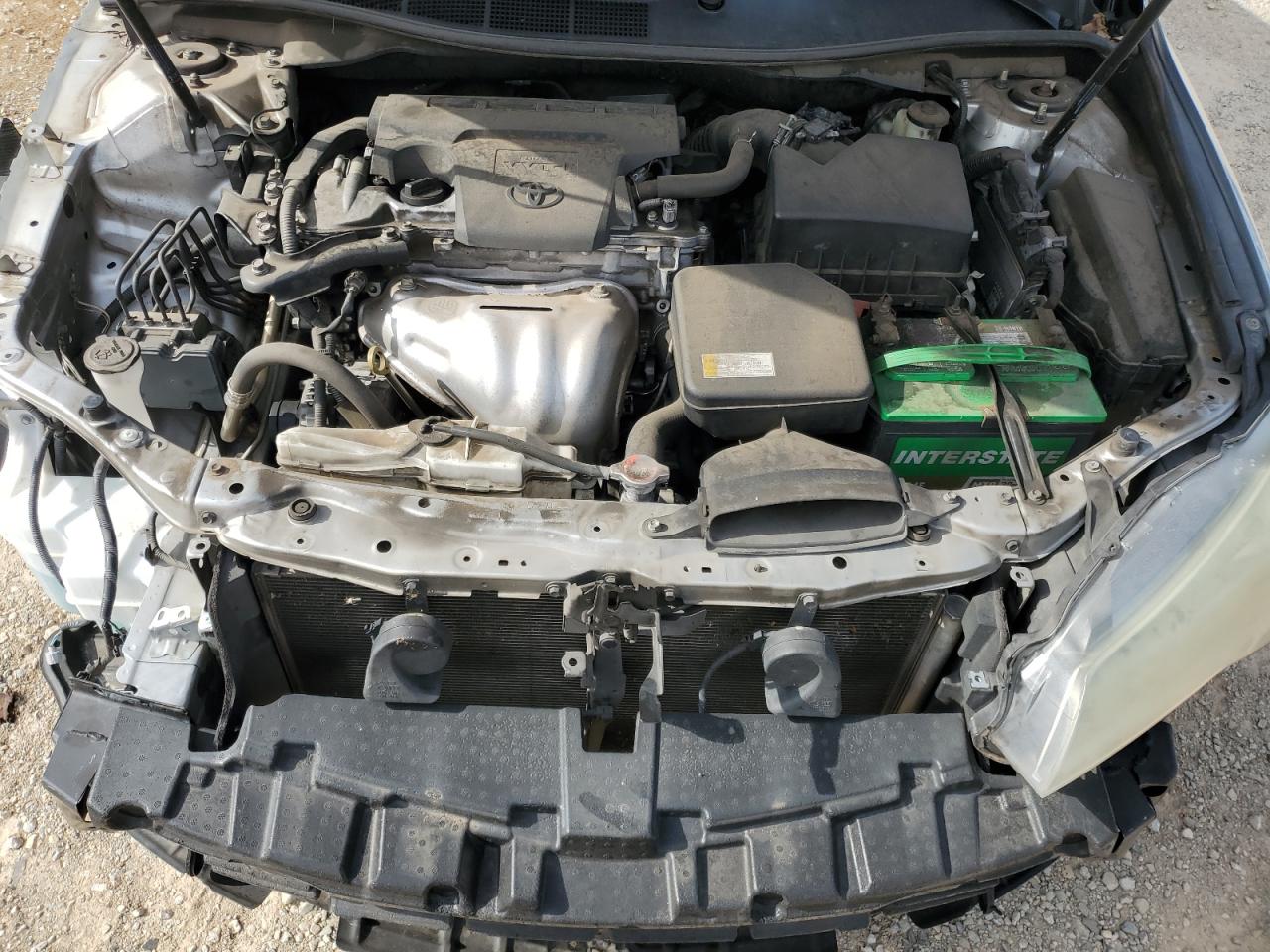 2016 Toyota Camry - Image 11