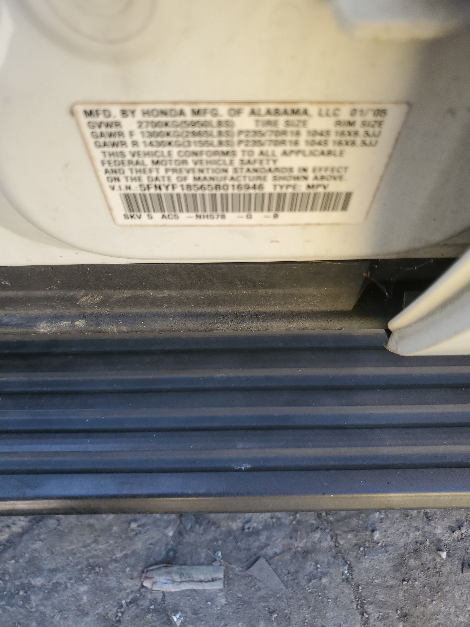 5FNYF18565B016946 2005 Honda Pilot Exl