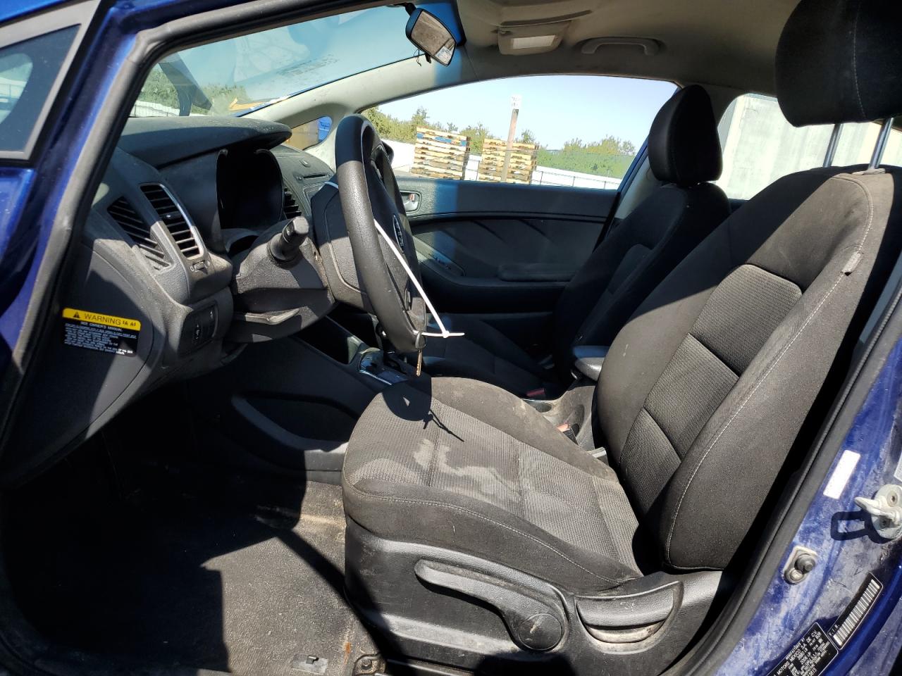 2017 Kia Forte Lx VIN: 3KPFK4A76HE013815 Lot: 64108424