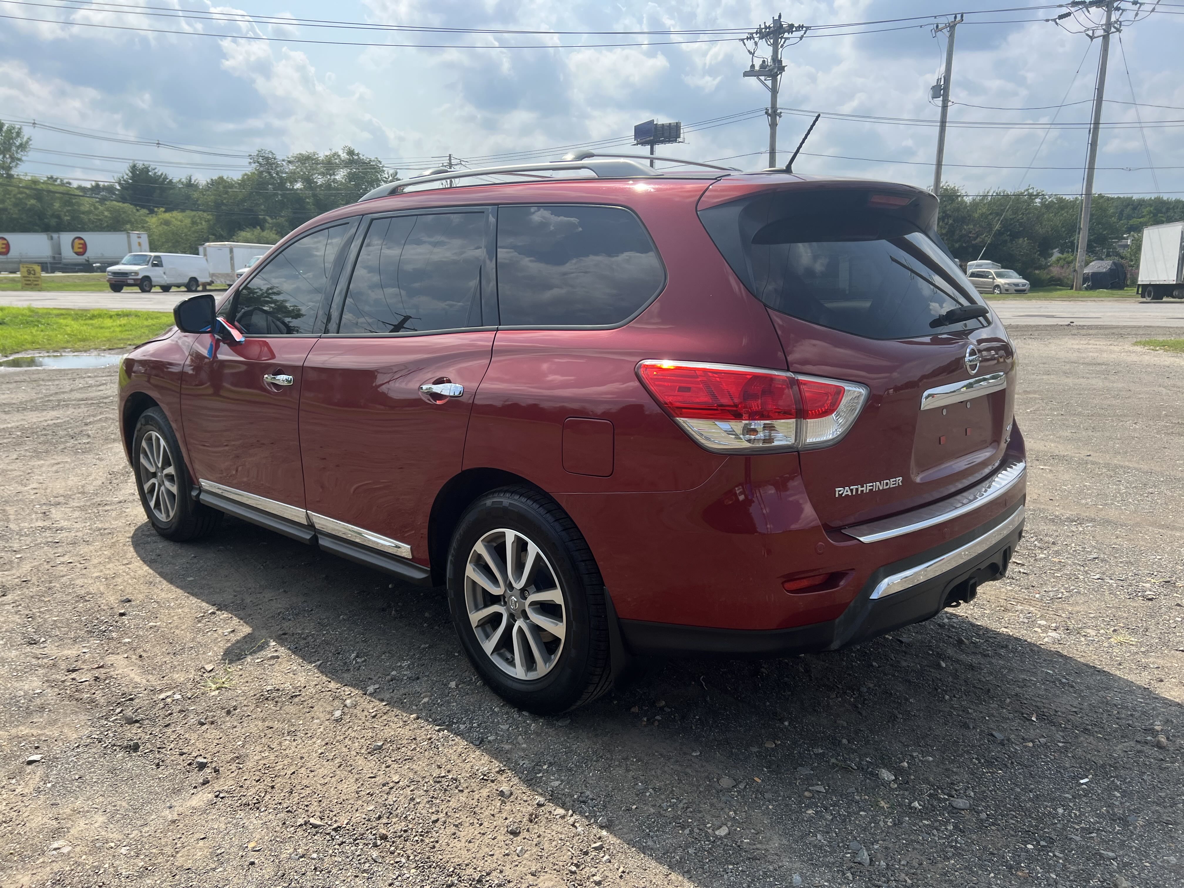 2015 Nissan Pathfinder S vin: 5N1AR2MM6FC644740