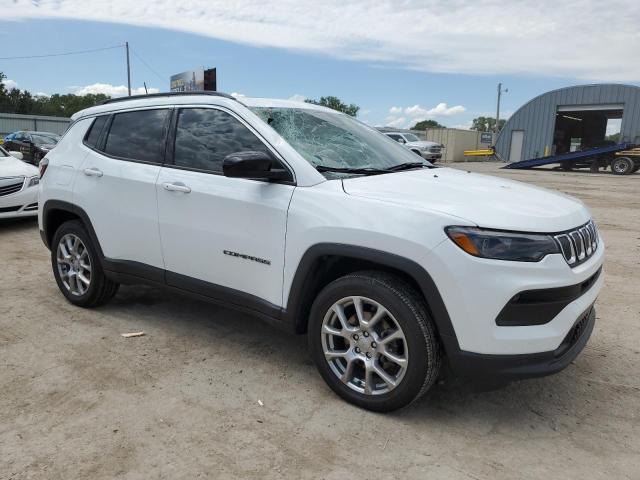  JEEP COMPASS 2022 Белы