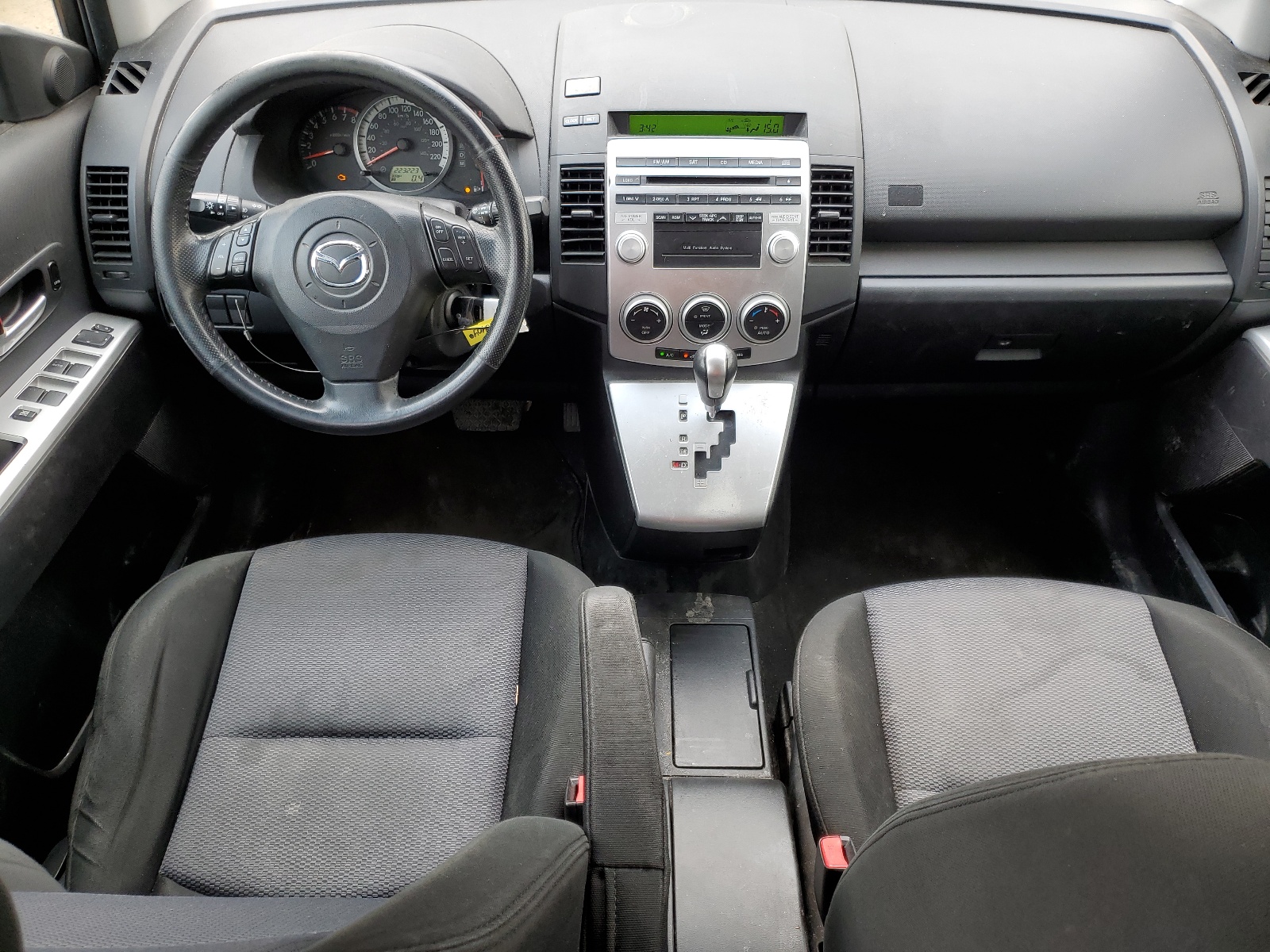 JM1CR293960126961 2006 Mazda 5