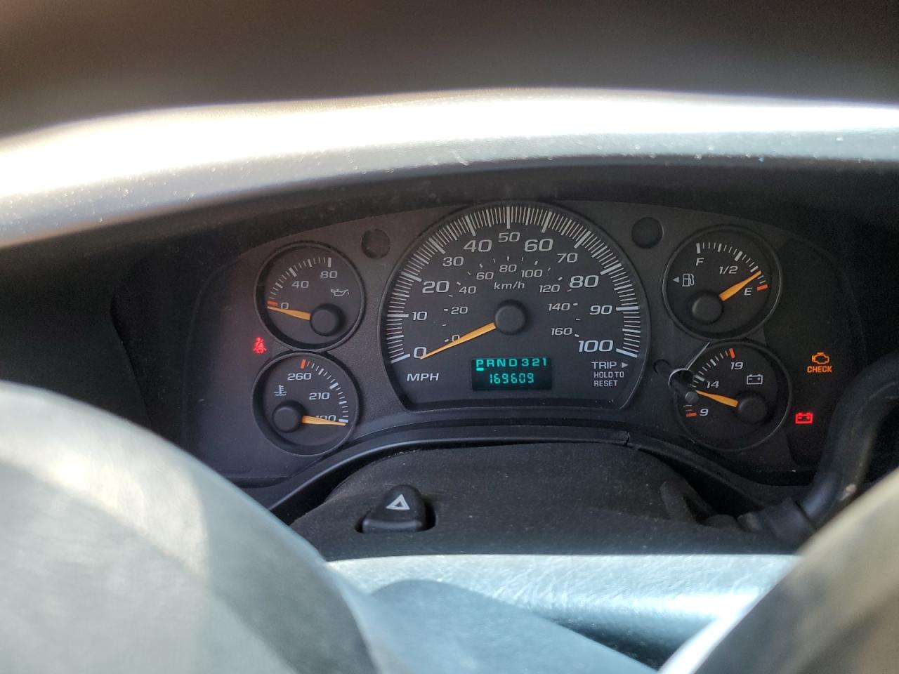 2006 Chevrolet Express G3500 VIN: 1GAHG35U961183745 Lot: 62602374