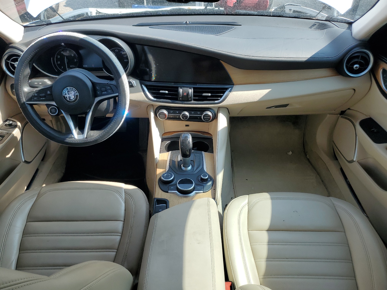 ZARFAECN2H7538848 2017 Alfa Romeo Giulia Ti