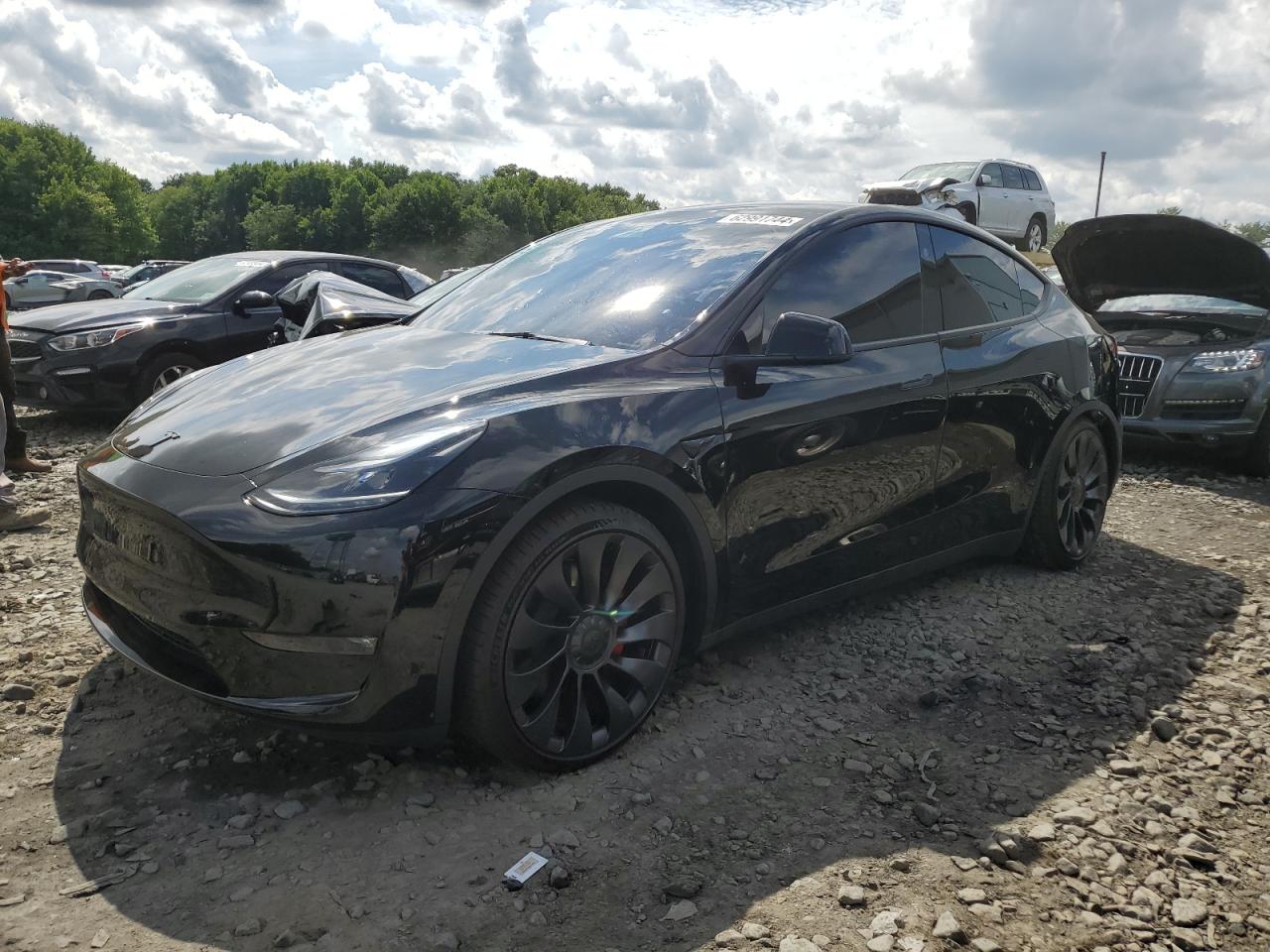 7SAYGDEF1PF866064 Tesla Model Y 