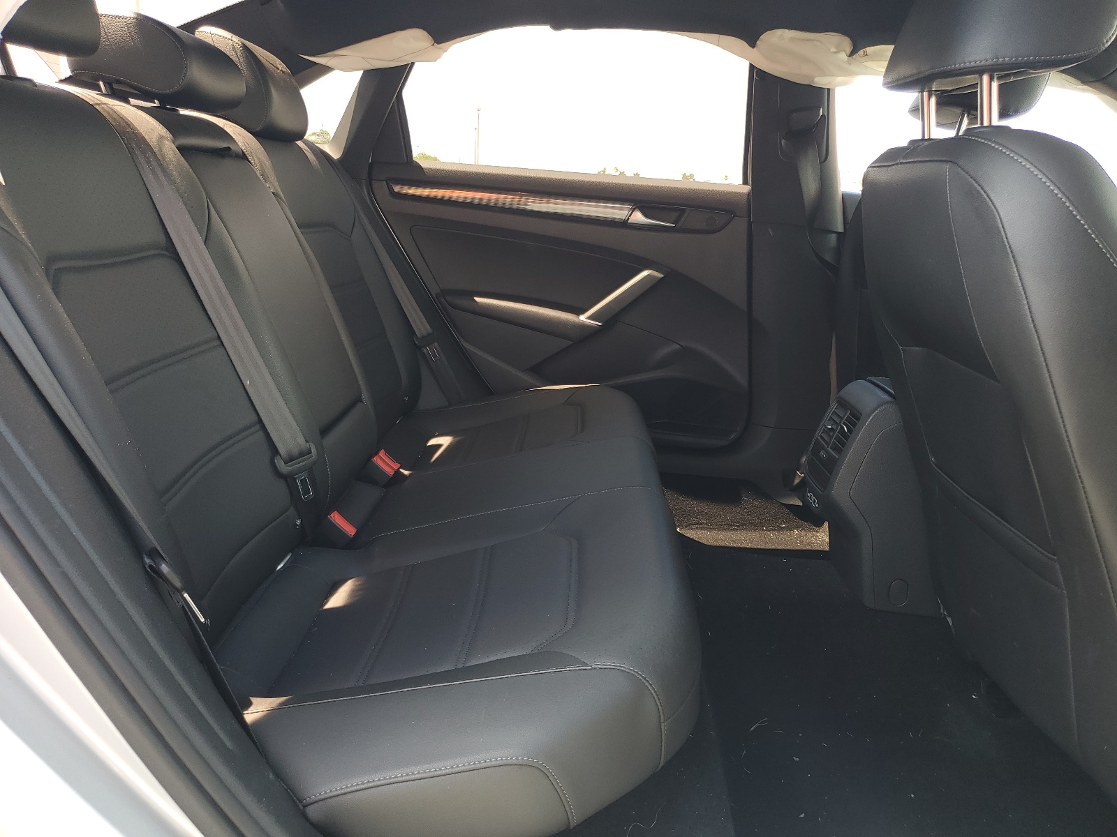 1VWMA7A3XMC010682 2021 Volkswagen Passat R-Line