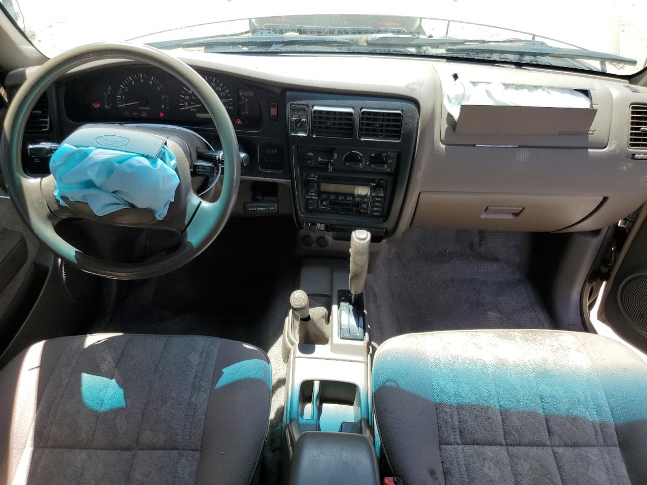 2000 Toyota Tacoma - Image 8