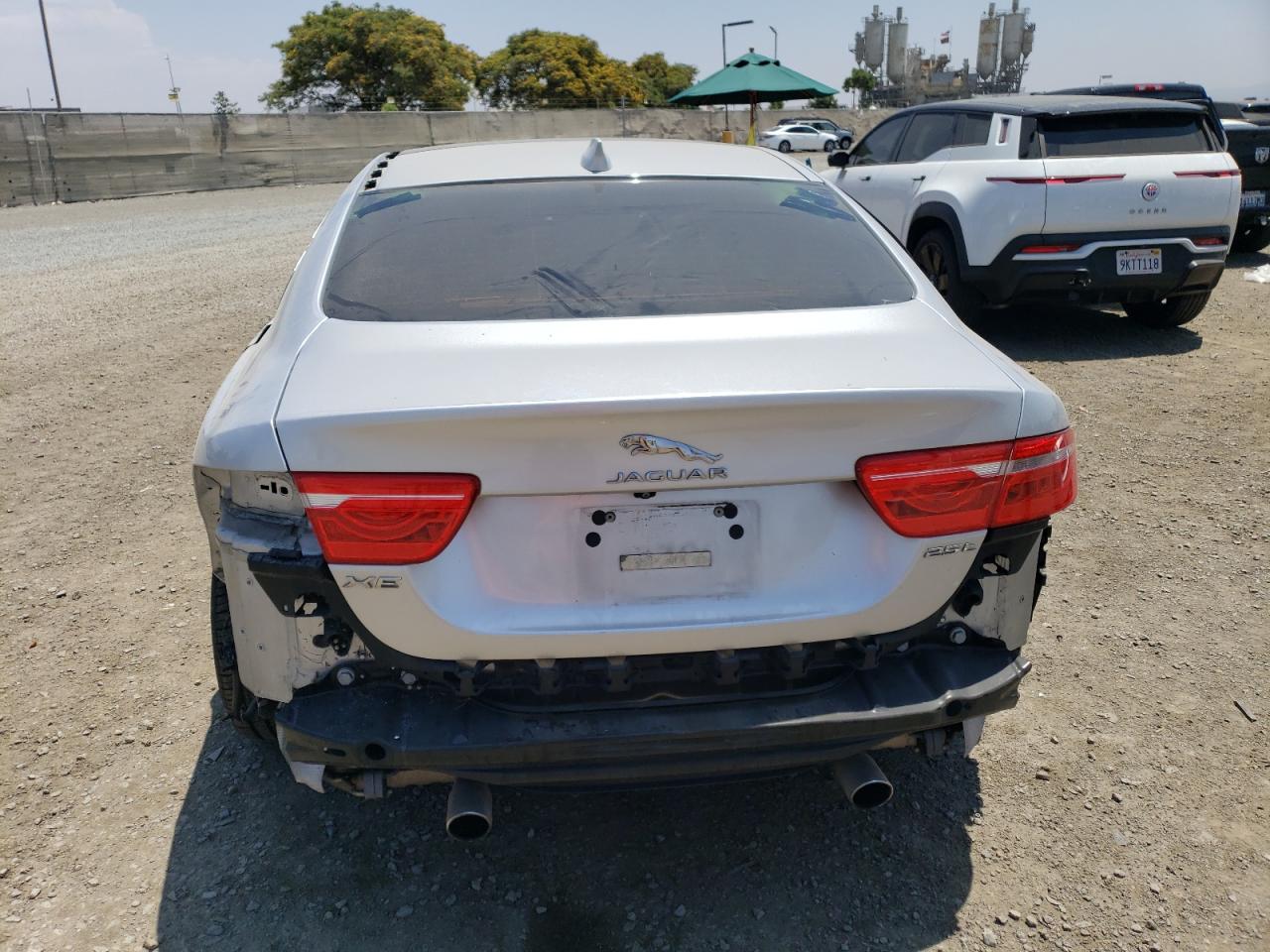 2017 Jaguar Xe Premium VIN: SAJAD4BG8HA964833 Lot: 63874924