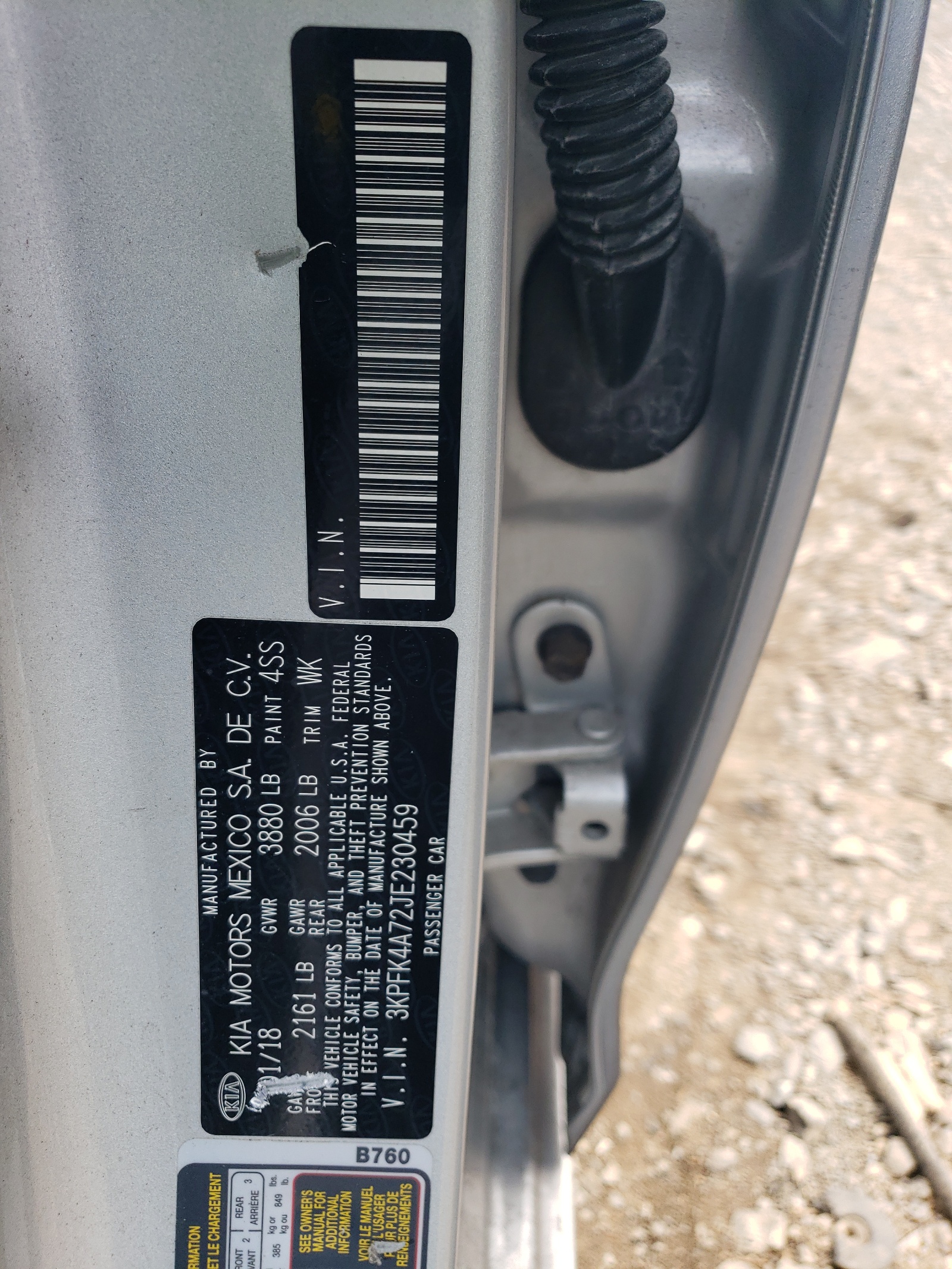 3KPFK4A72JE230459 2018 Kia Forte Lx