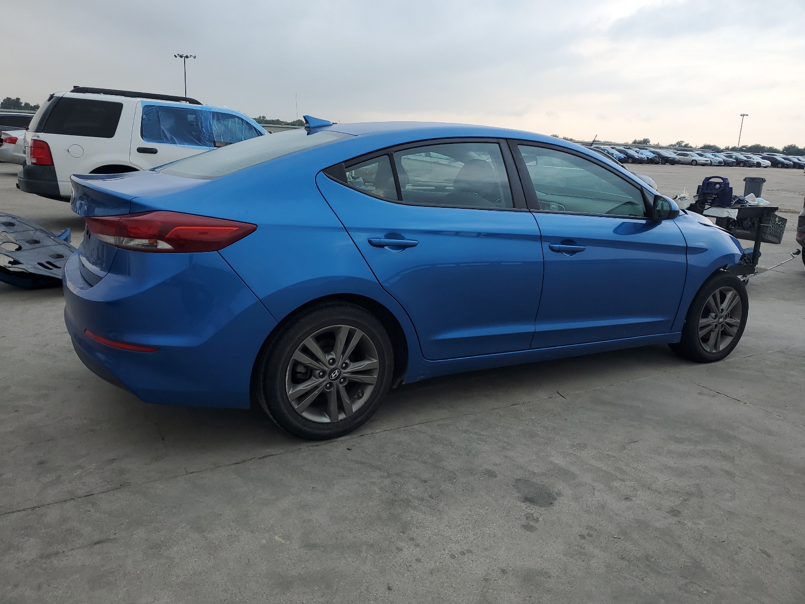 2018 Hyundai Elantra Sel vin: 5NPD84LF6JH216067