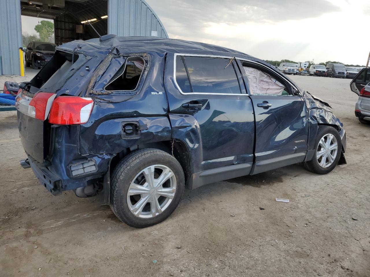 VIN 2GKALNEK1H6338694 2017 GMC TERRAIN no.3