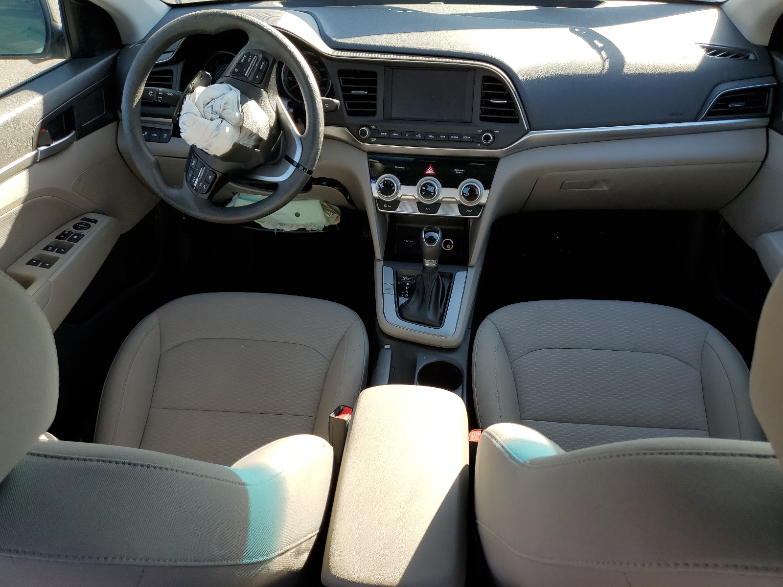 KMHD84LF5KU783020 2019 Hyundai Elantra Sel