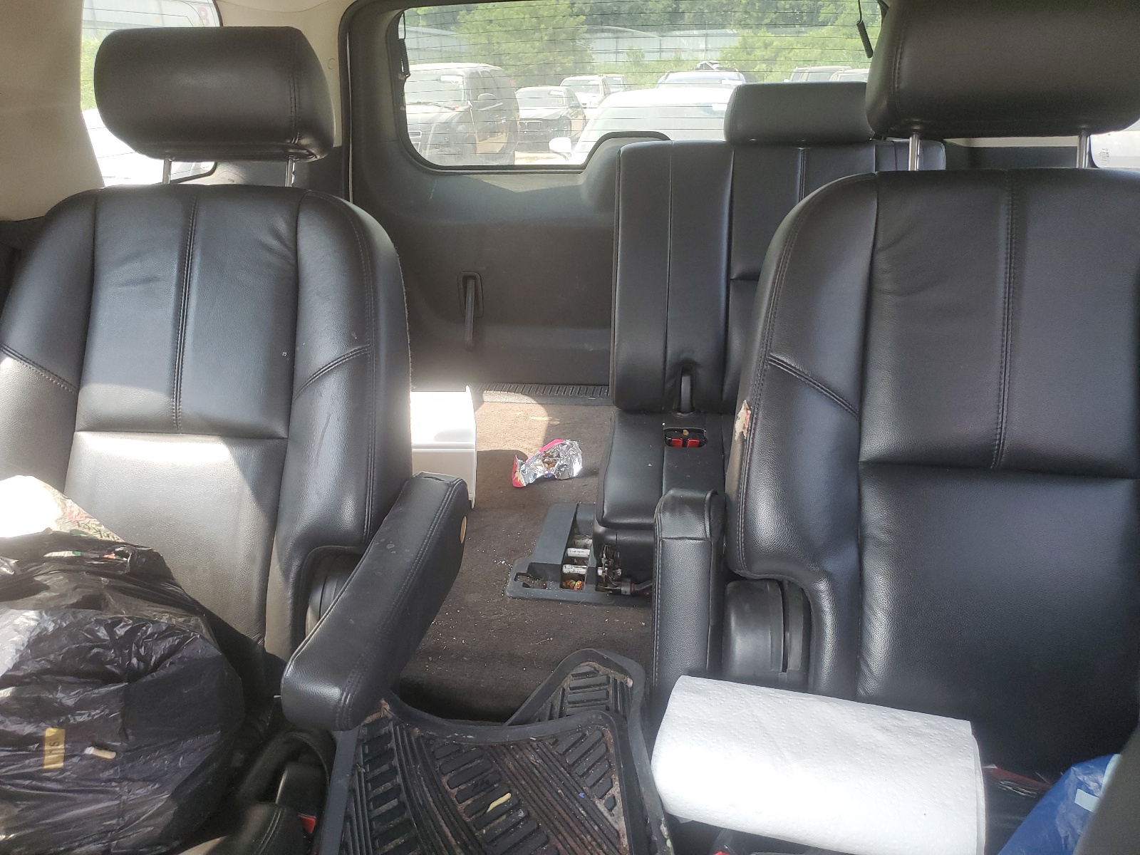 1GNUKBE04AR251592 2010 Chevrolet Tahoe K1500 Lt