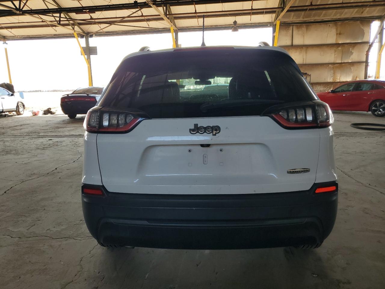 2019 Jeep Cherokee Latitude Plus VIN: 1C4PJLLB6KD202167 Lot: 61859834