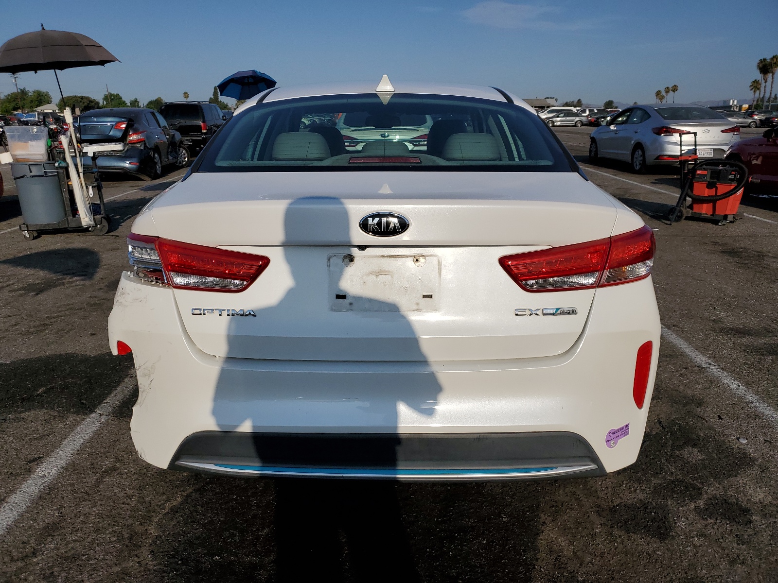 2017 Kia Optima Plug-In Hybrid vin: KNAGV4LD6H5014681