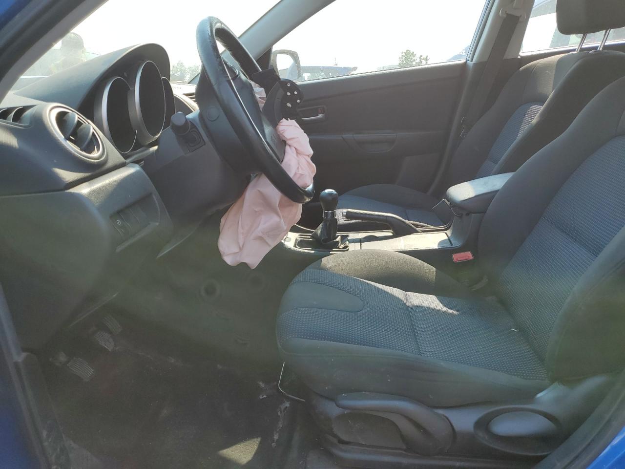 2005 Mazda 3 Hatchback VIN: JM1BK143551315763 Lot: 64820244