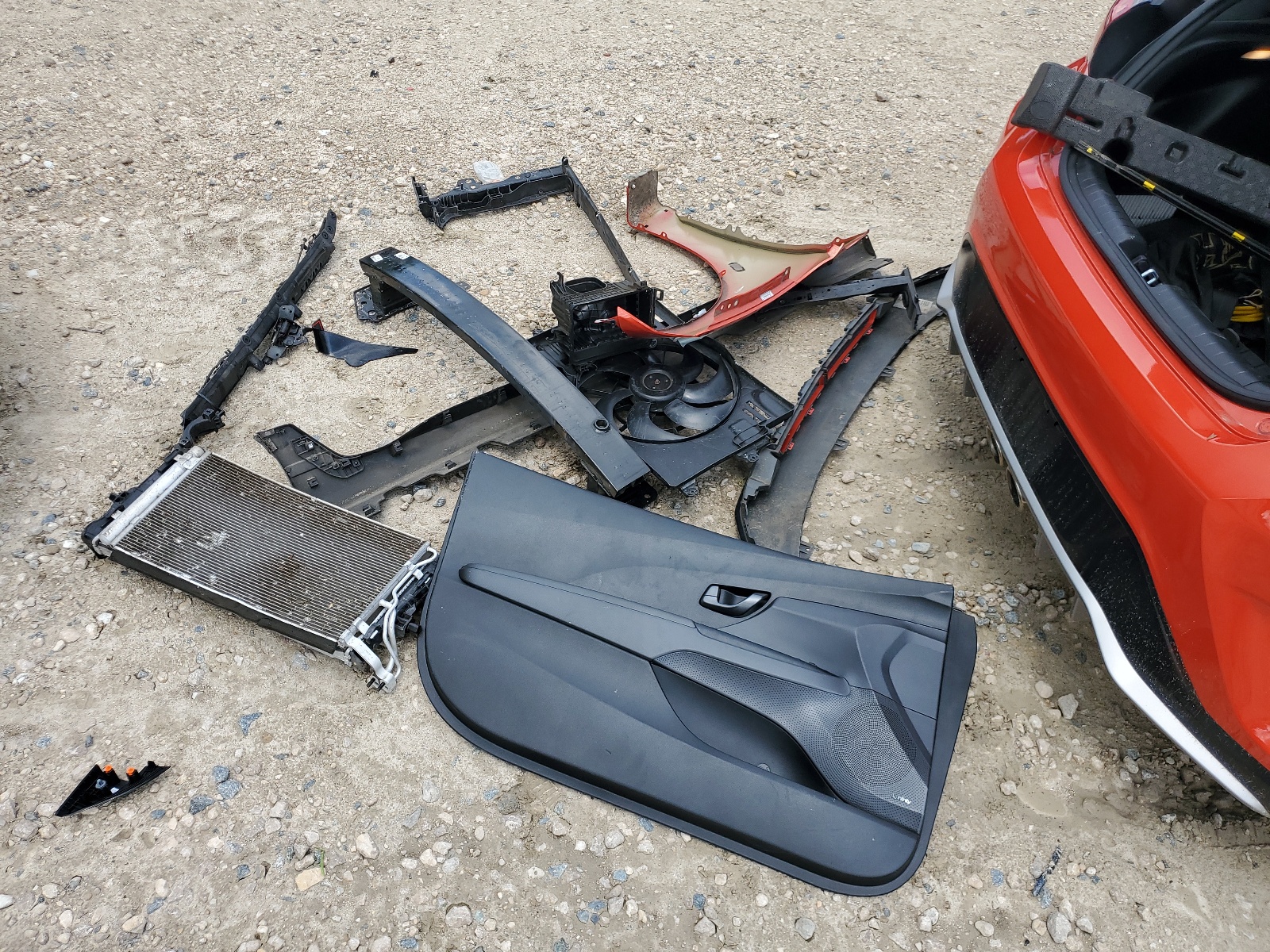 KMHTH6AB7KU014896 2019 Hyundai Veloster Turbo