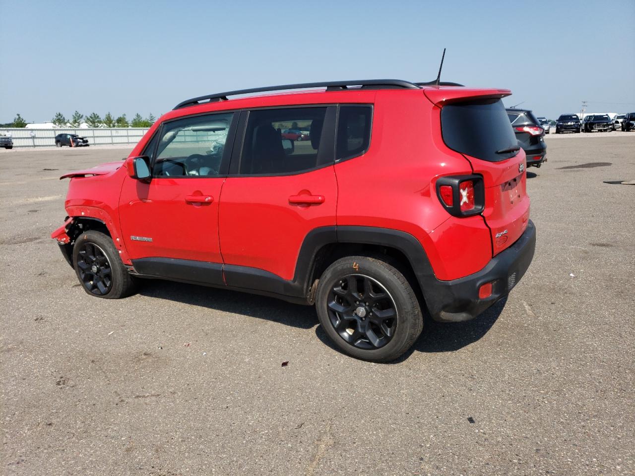 ZACCJBBB8JPH45918 2018 JEEP RENEGADE - Image 2