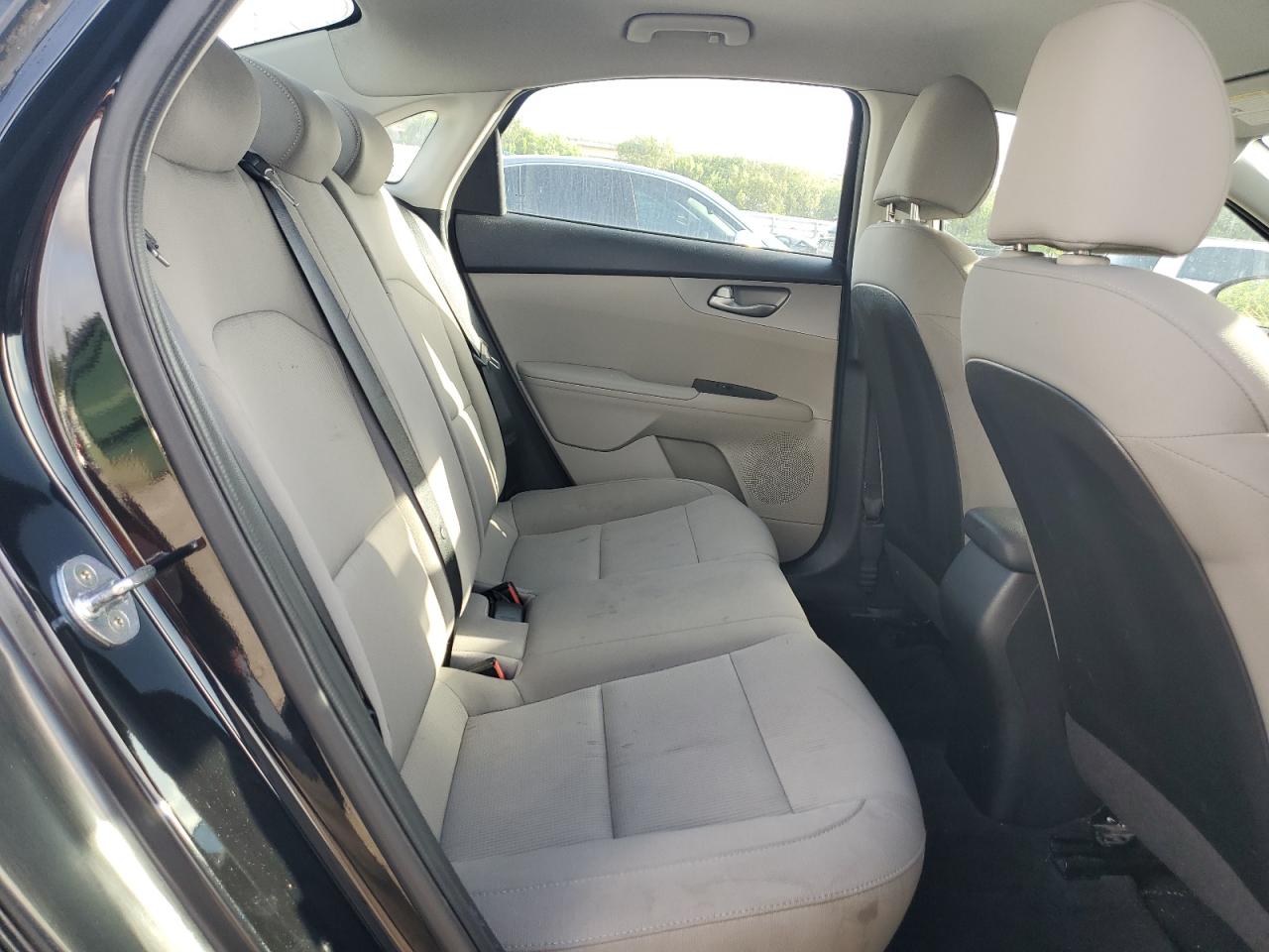 2021 Kia Forte Fe VIN: 3KPF24AD2ME403844 Lot: 61542074