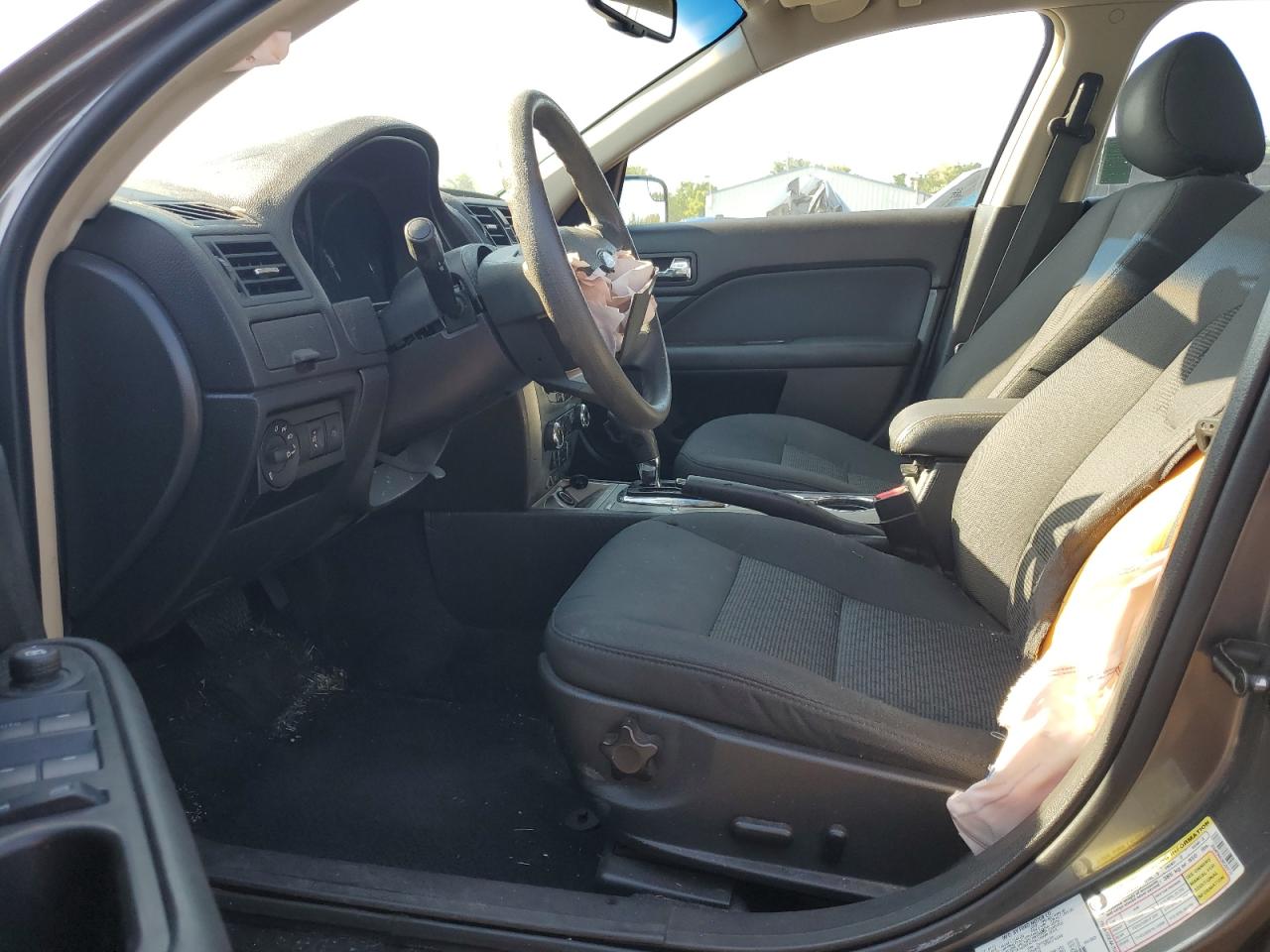 2011 Ford Fusion Se VIN: 3FAHP0HA2BR255172 Lot: 63606794