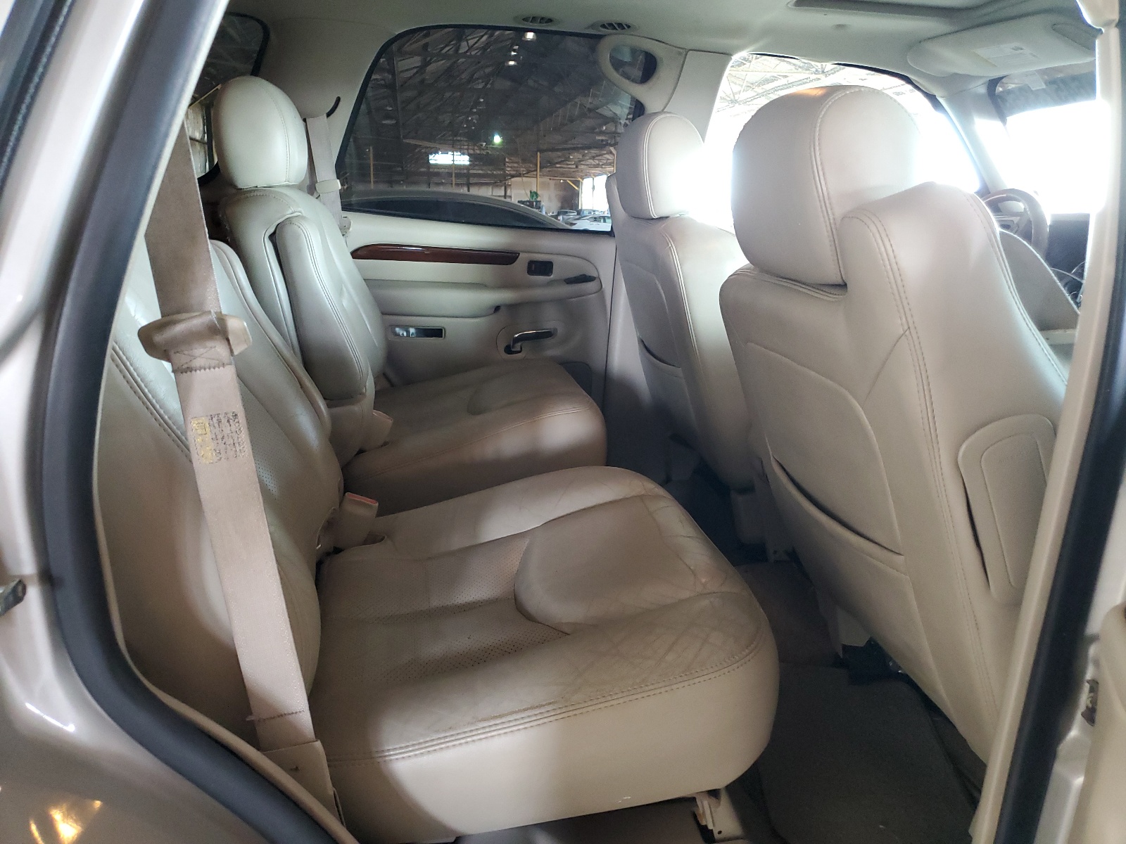 1GYEK63N74R308997 2004 Cadillac Escalade Luxury