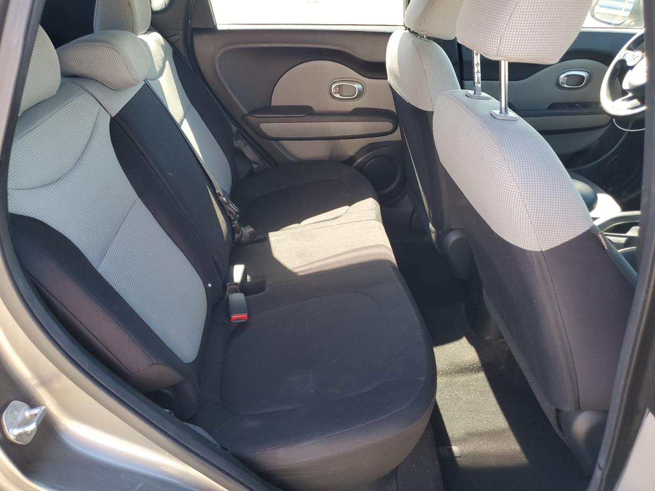 2015 Kia Soul VIN: KNDJN2A28F7224490 Lot: 61602564