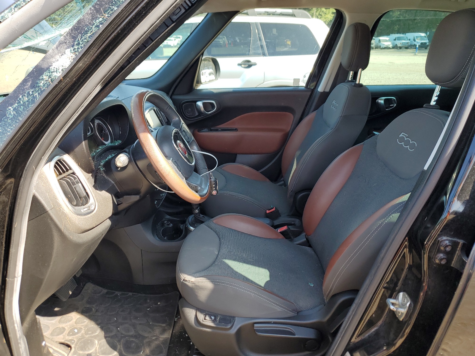 ZFBCFADHXEZ014186 2014 Fiat 500L Trekking