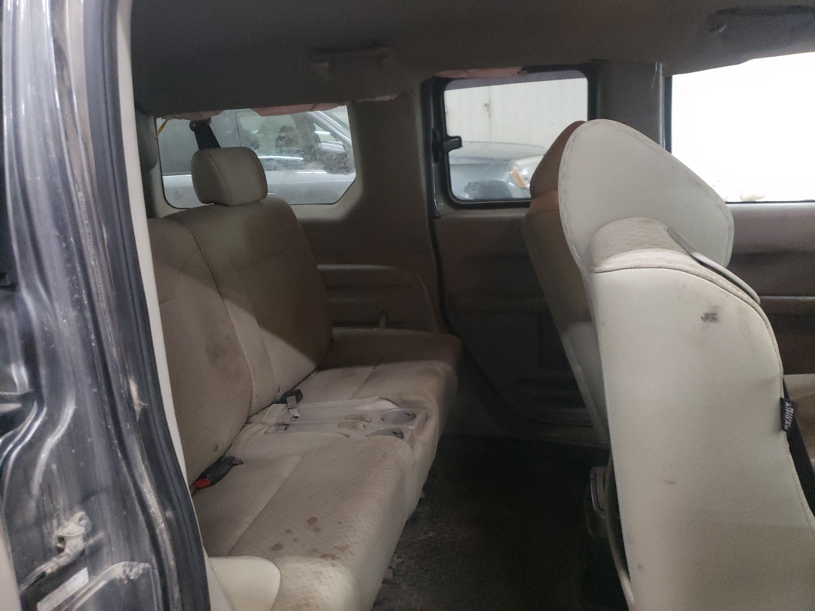 5J6YH2H76BL005711 2011 Honda Element Ex