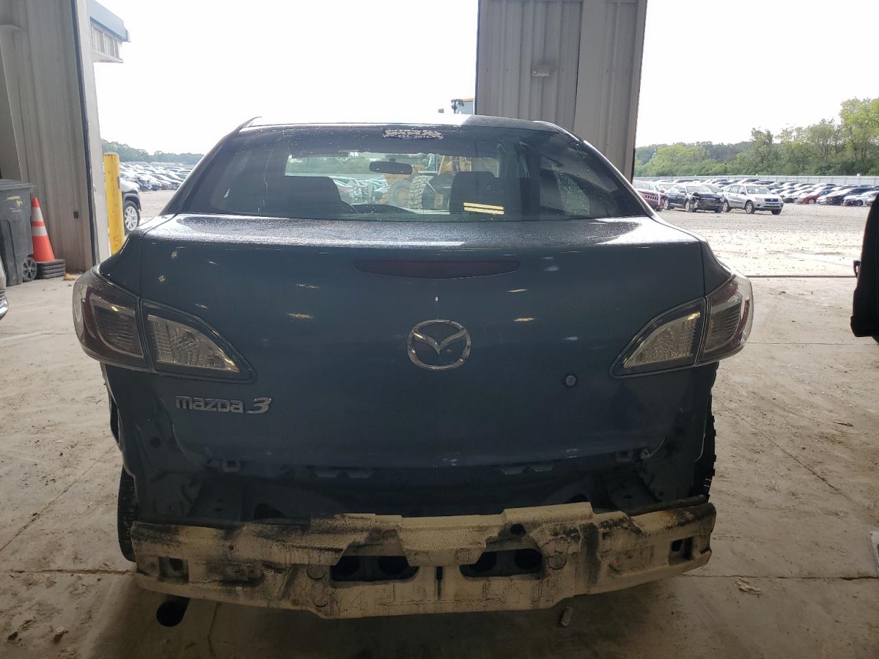 2011 Mazda 3 I VIN: JM1BL1UF7B1370900 Lot: 61447854