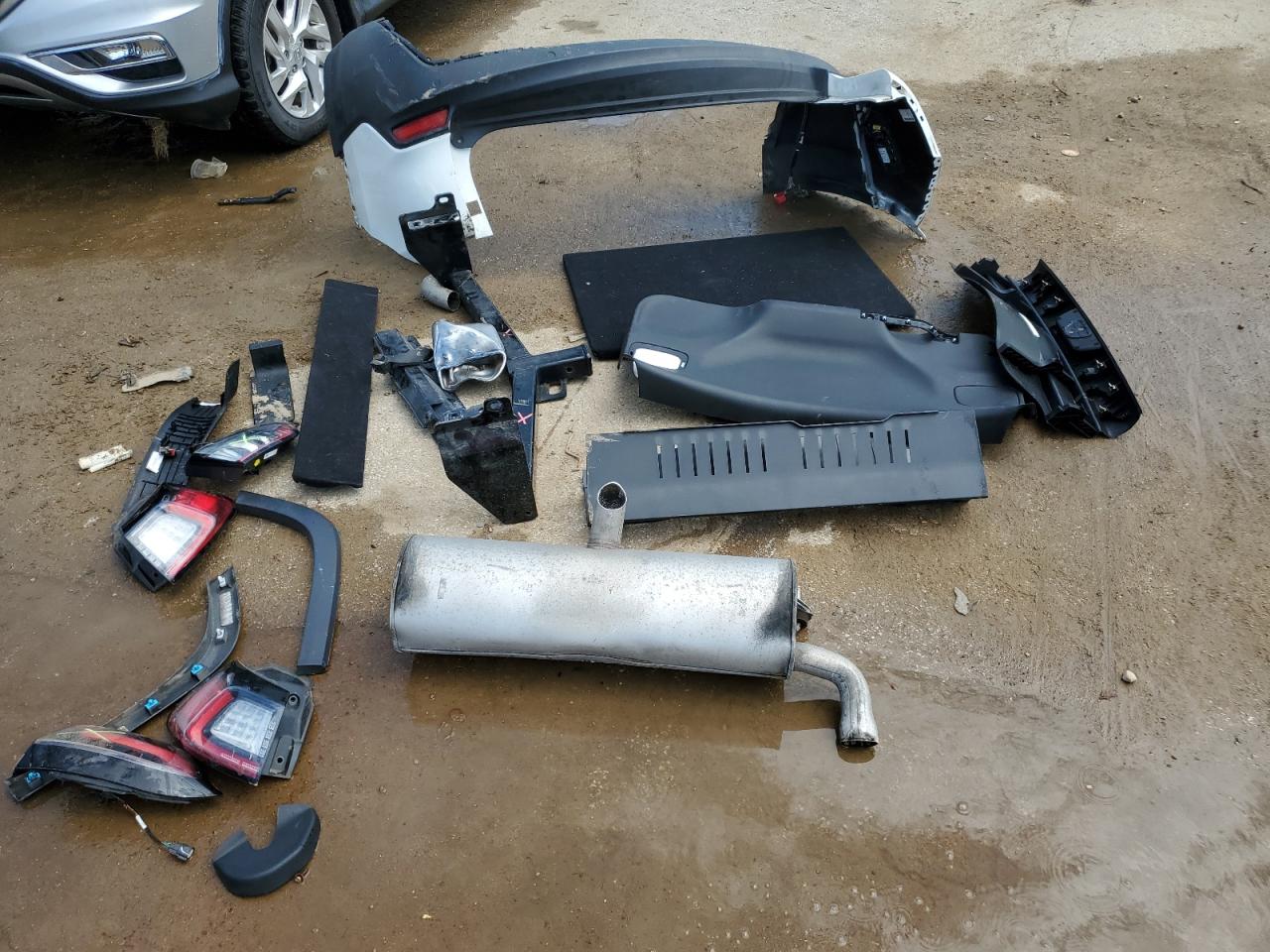 2019 Jeep Cherokee Latitude Plus VIN: 1C4PJLLX6KD109743 Lot: 61953924