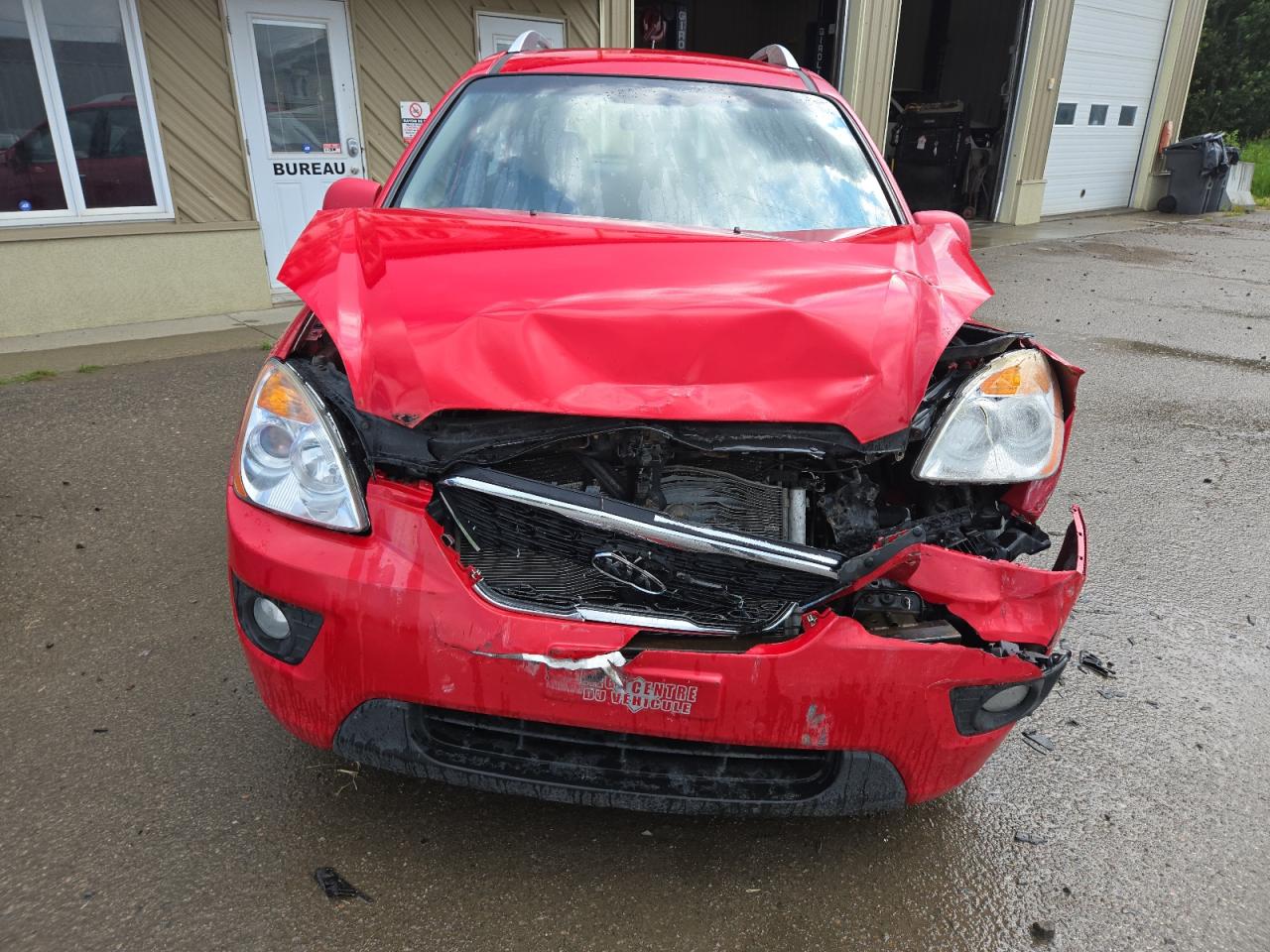 2012 Kia Rondo VIN: KNAHH8A89C7402977 Lot: 62392524