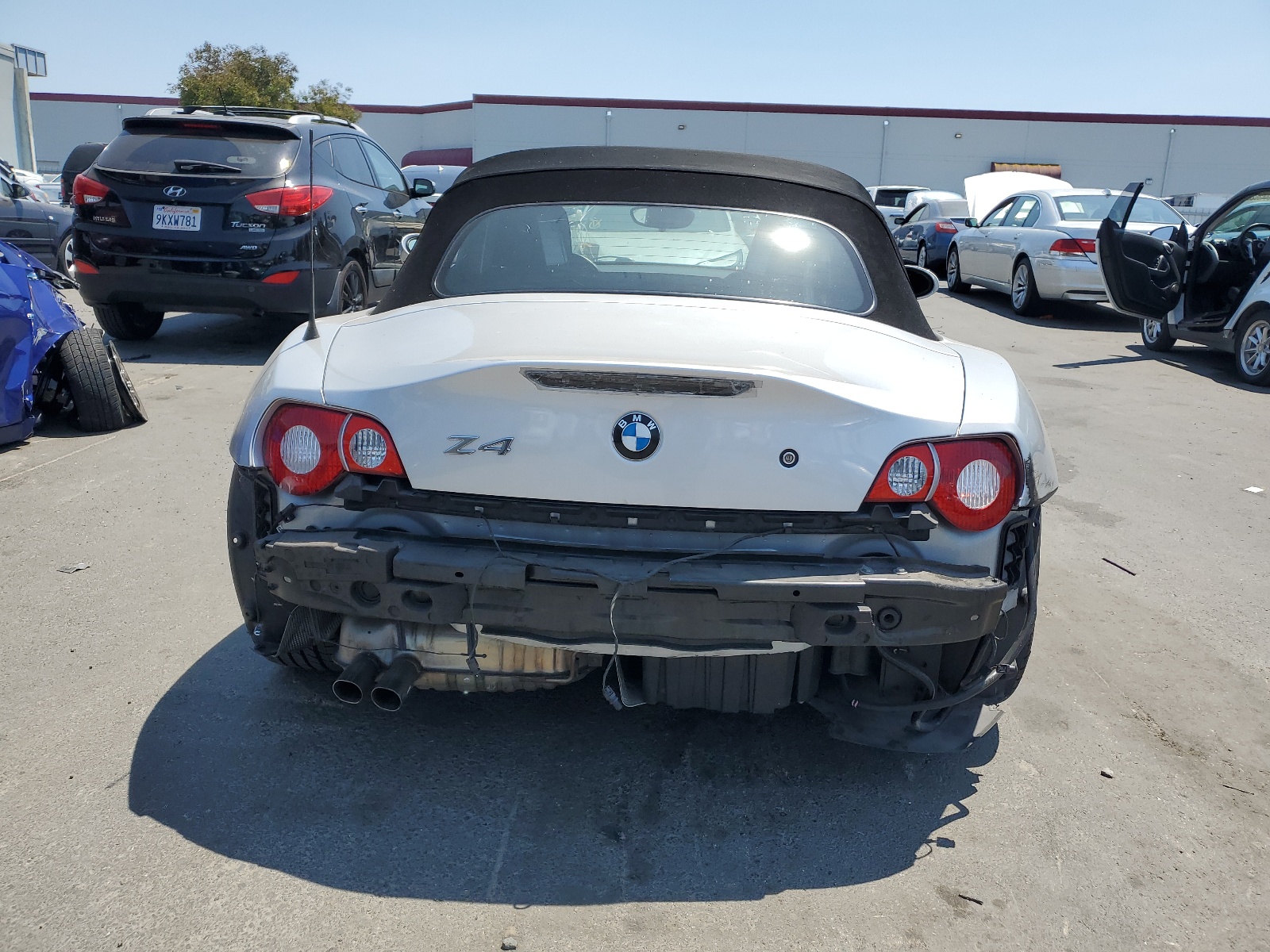 4USBT33545LS56652 2005 BMW Z4 2.5