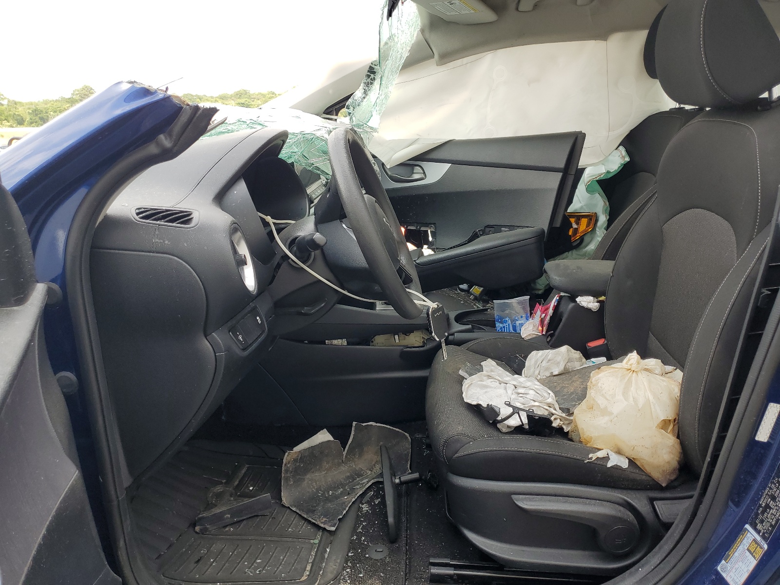 3KPF24AD1NE458903 2022 Kia Forte Fe