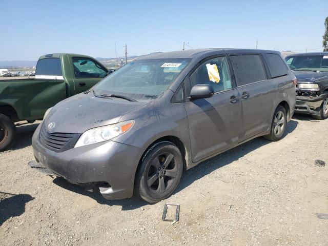 2017 Toyota Sienna 