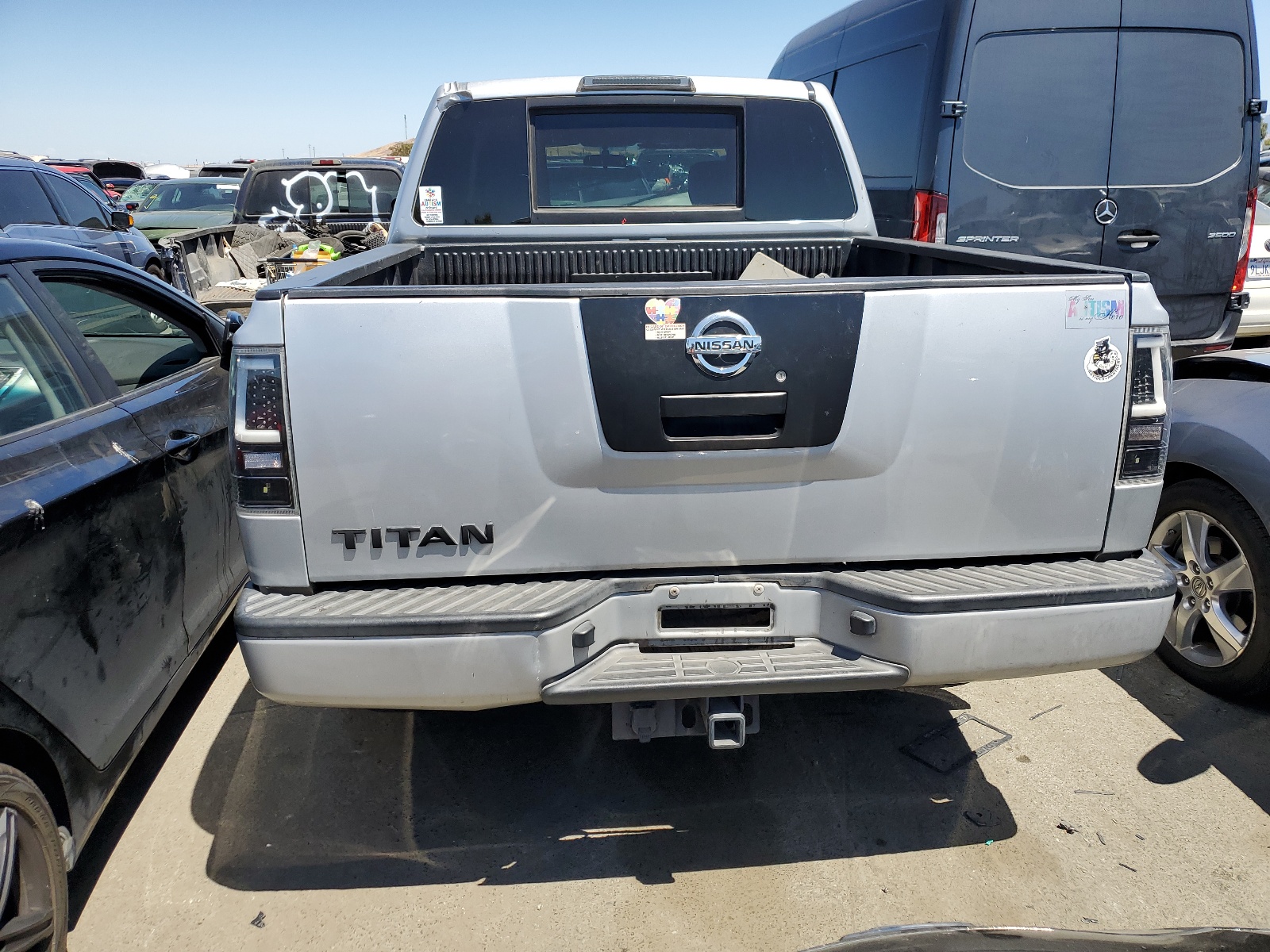 1N6AA0EK7CN329875 2012 Nissan Titan S