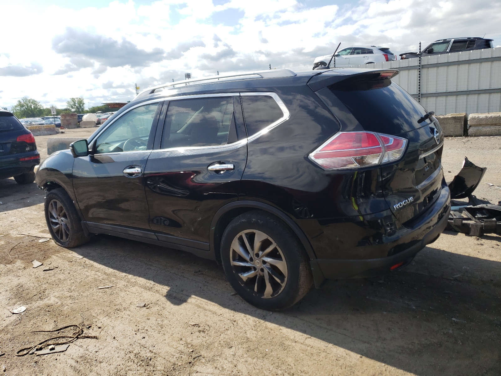 2015 Nissan Rogue S vin: 5N1AT2MT7FC806884