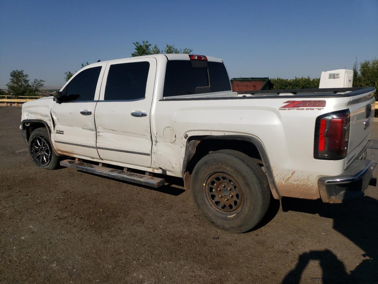 2017 GMC Sierra - Image 2