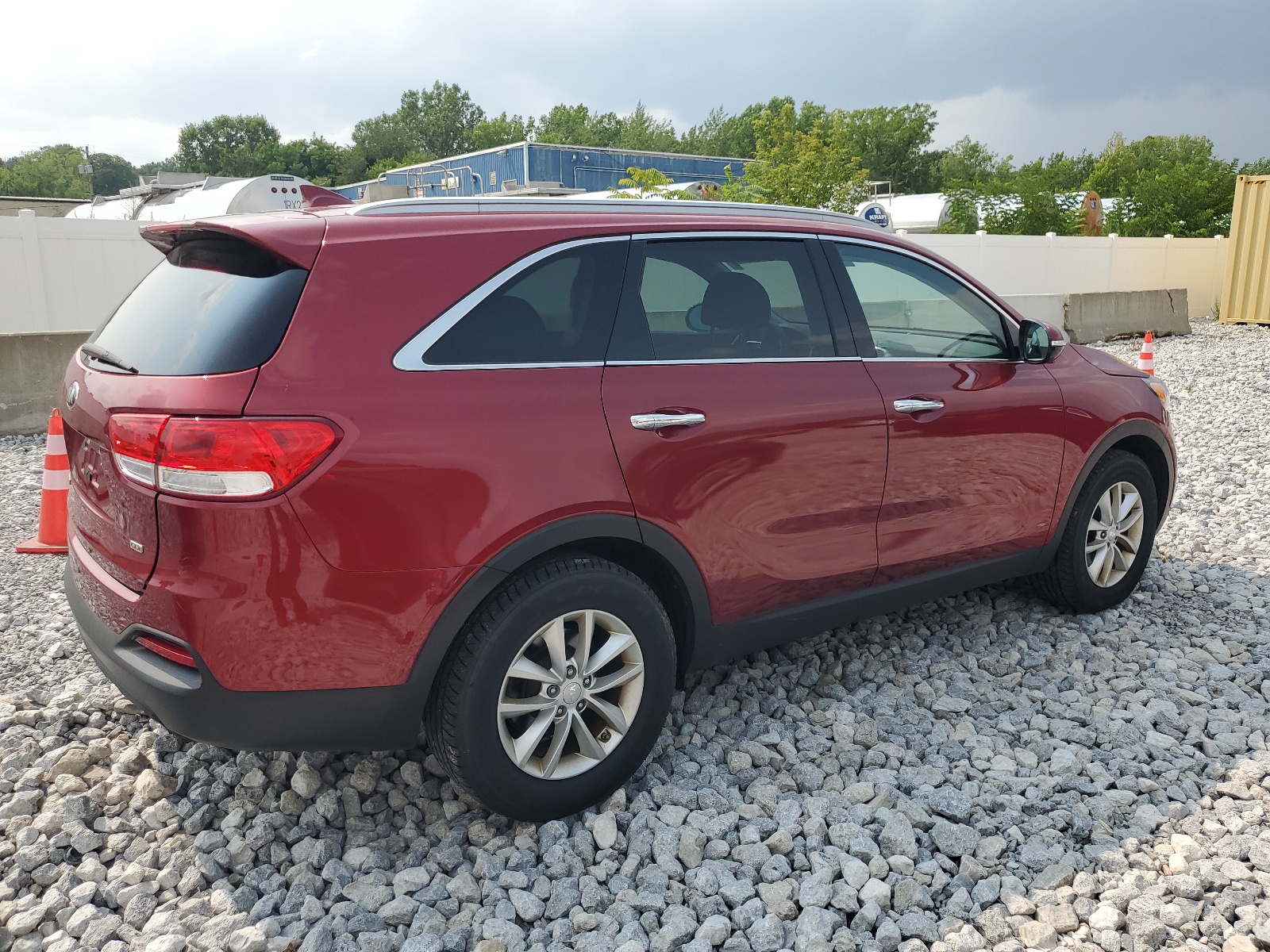 2018 Kia Sorento Lx vin: 5XYPGDA39JG375133