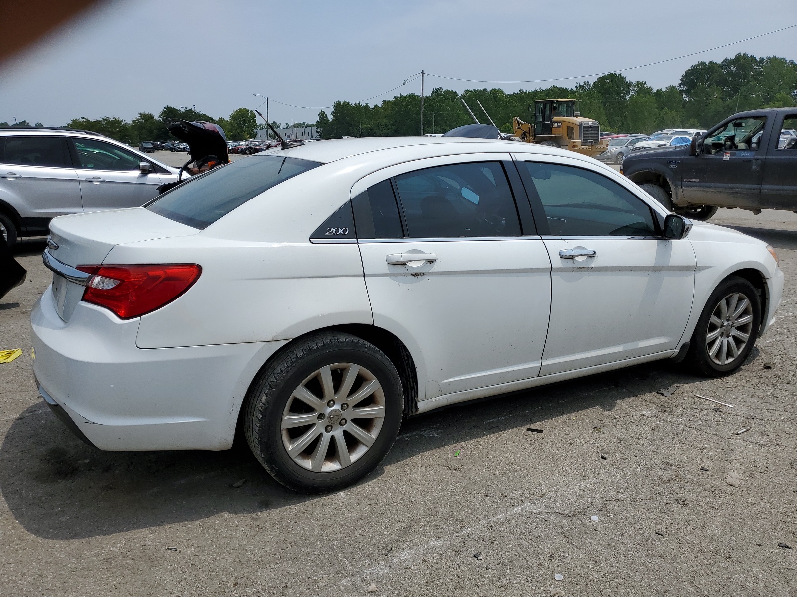 2013 Chrysler 200 Limited vin: 1C3CCBCG9DN585764