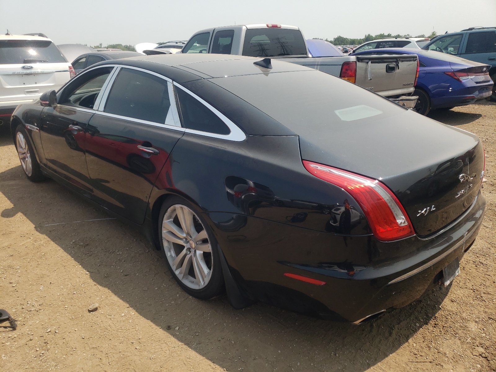 2015 Jaguar Xjl Portfolio vin: SAJWJ2GD4F8V86564