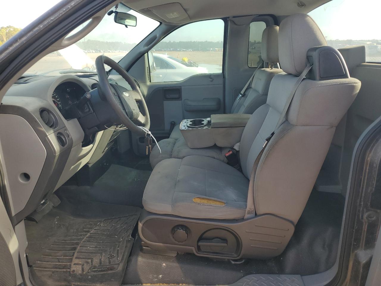 2005 Ford F150 VIN: 1FTRF12W55KC01787 Lot: 65271984